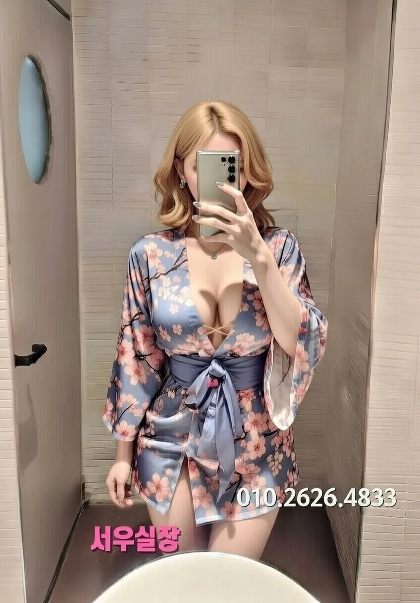 프리미엄 파트너 프로필 6 - 다양한 스타일의 매력적인 파트너